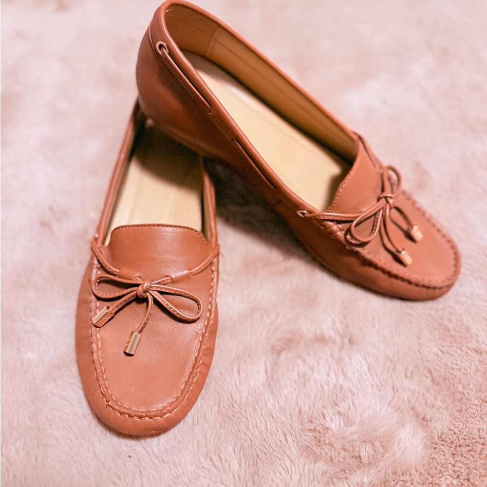 Michael Kors Brown Leather Loafers/Moccasins SZ 8